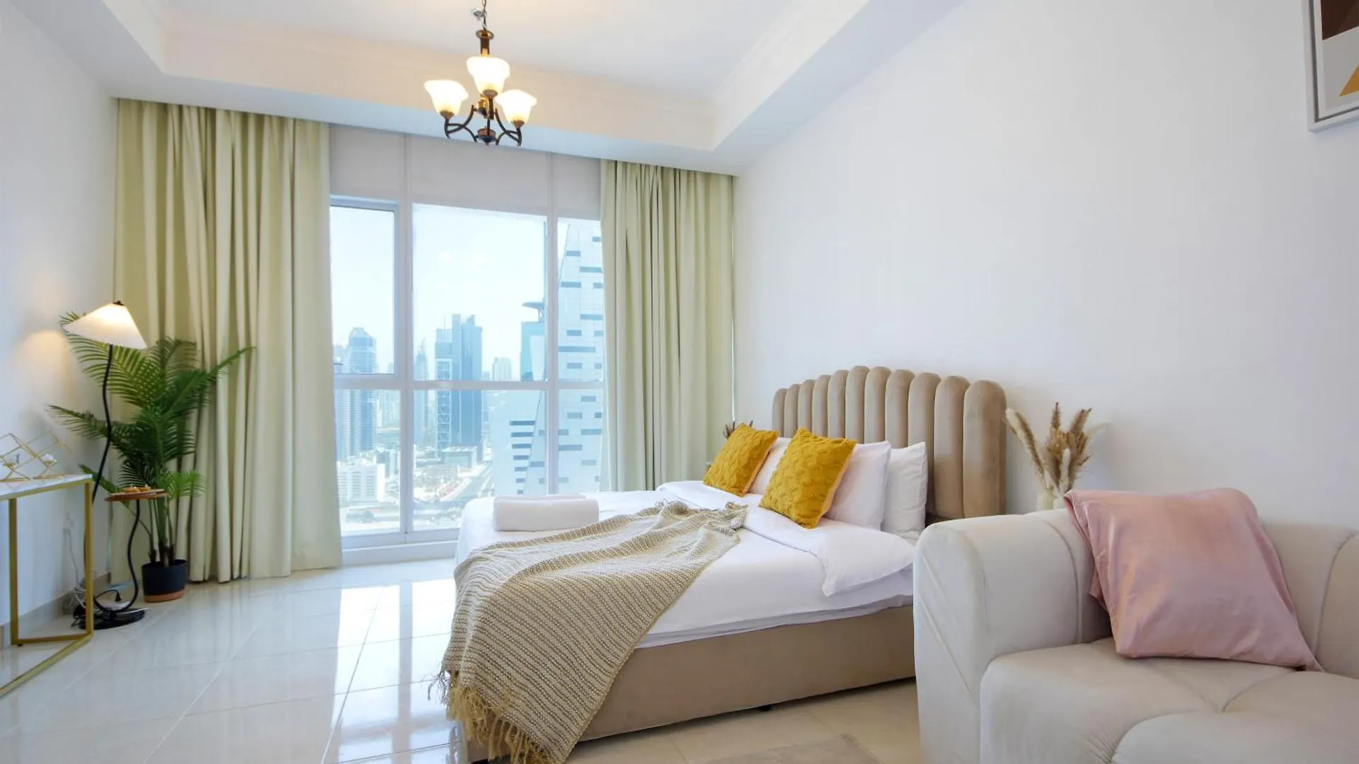 Apartment Gorgeous Studio Apt Close To Business Bay Metro Dubai
