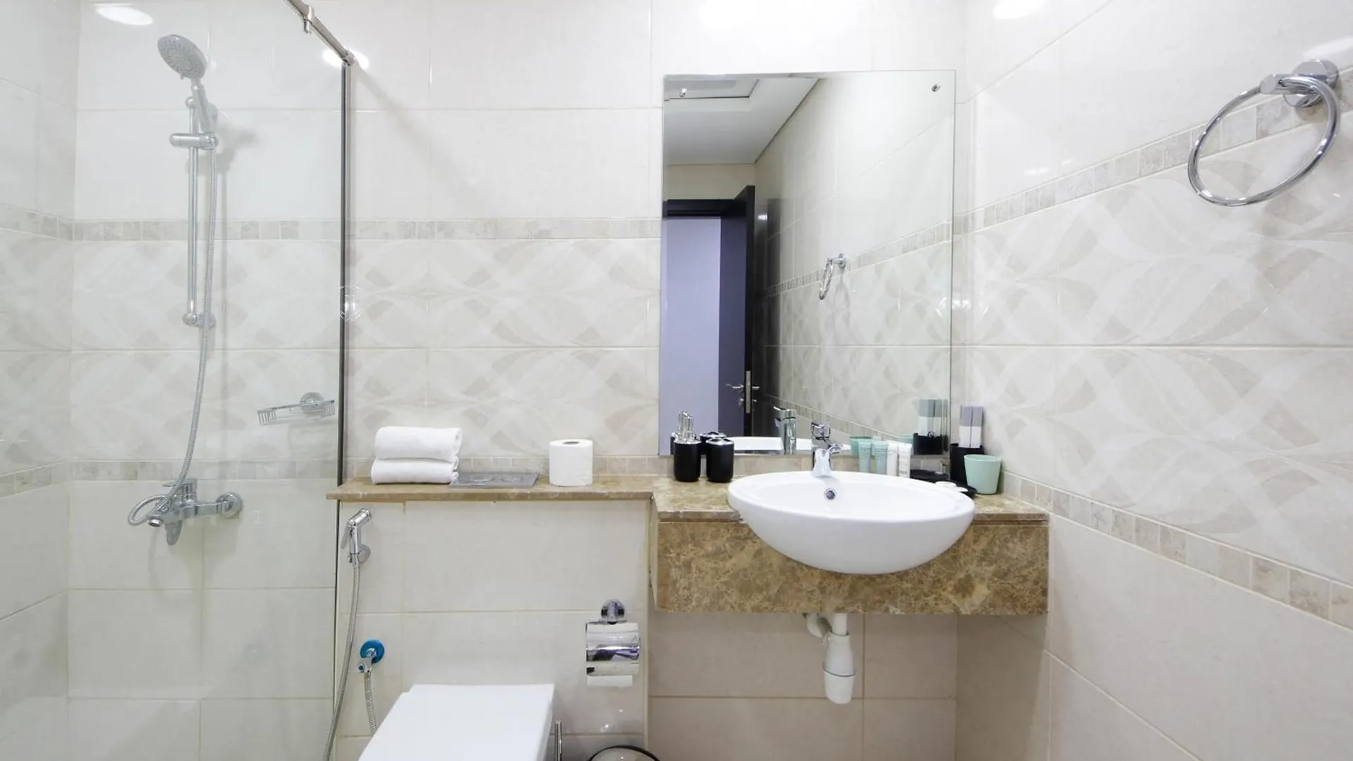 Gorgeous Studio Apt Close To Business Bay Metro Dubai Apartment